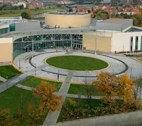 Высшая школа логистики